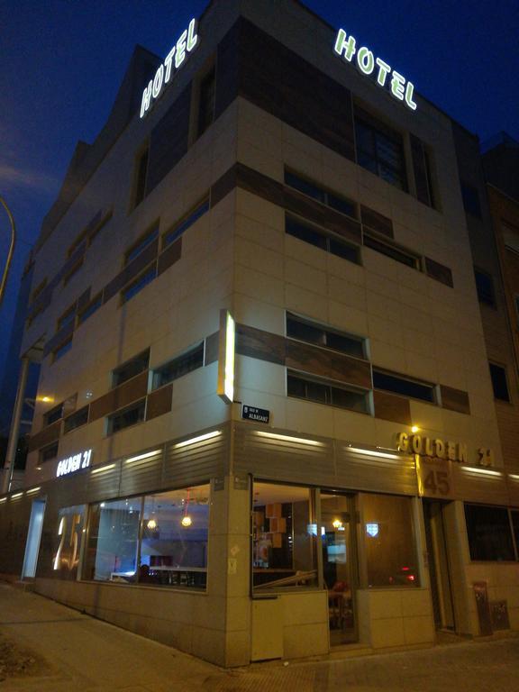 Hôtel Golden 21 à Madrid Extérieur photo